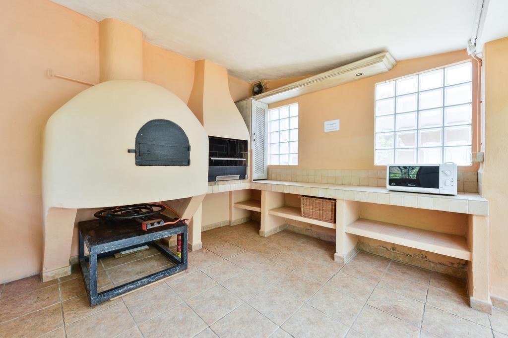 Villa Con Piscina Gigante Sant Francesc de s'Estany Habitación foto